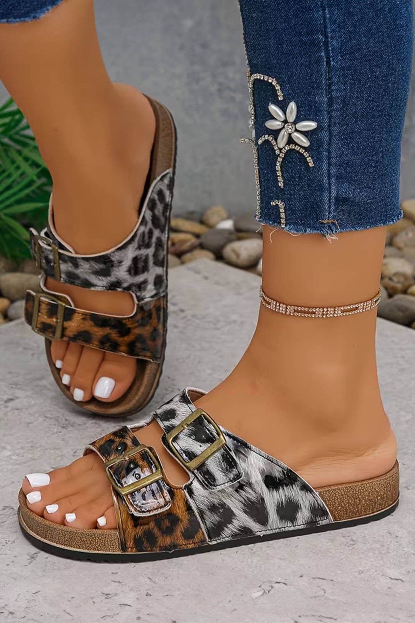 LDC Western Suede Rivet Hollow Out PU Leather Slip-on Shoes